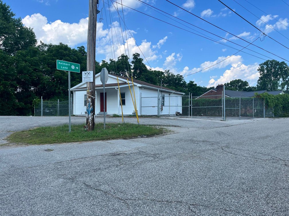 Image for SOLD $55,000 - Nice Commercial Building with Parking in Charleston