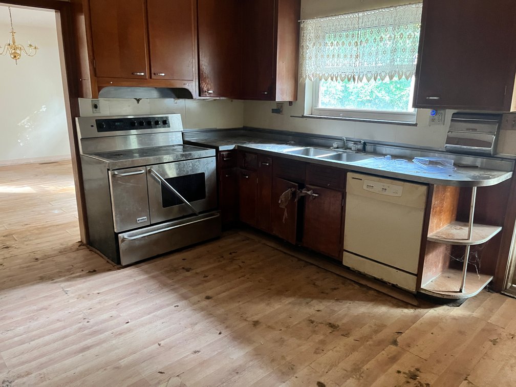 Image for SOLD $129,800 - Brick 3 Bedroom with 2 Garages in Huntington