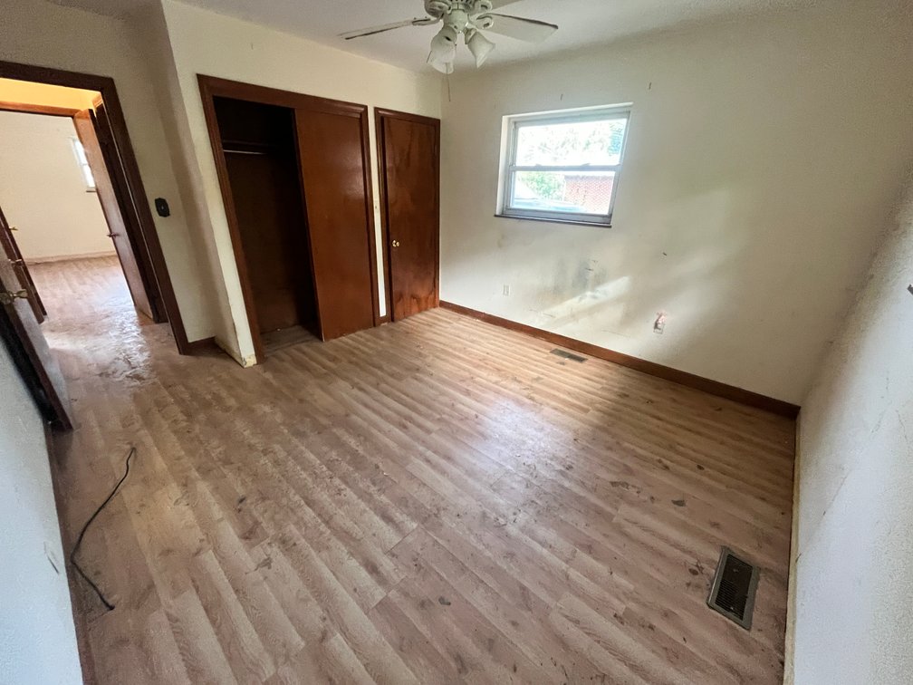 Image for SOLD $129,800 - Brick 3 Bedroom with 2 Garages in Huntington