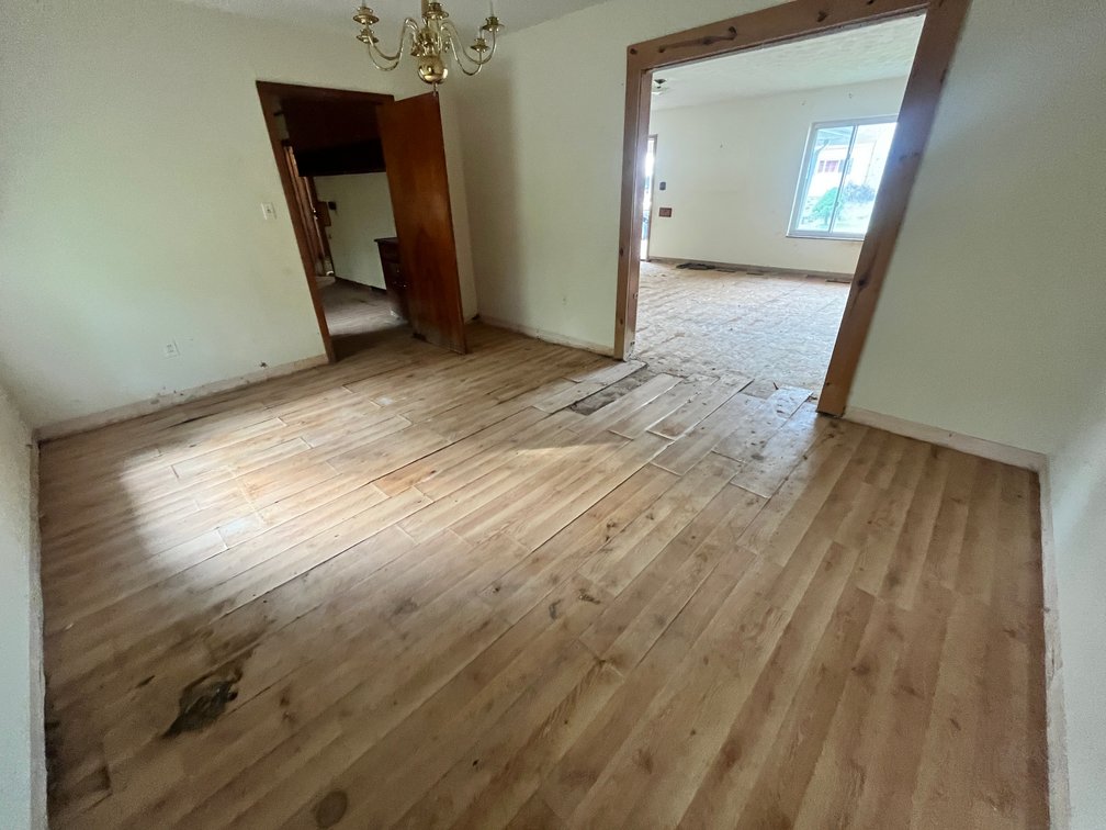 Image for SOLD $129,800 - Brick 3 Bedroom with 2 Garages in Huntington