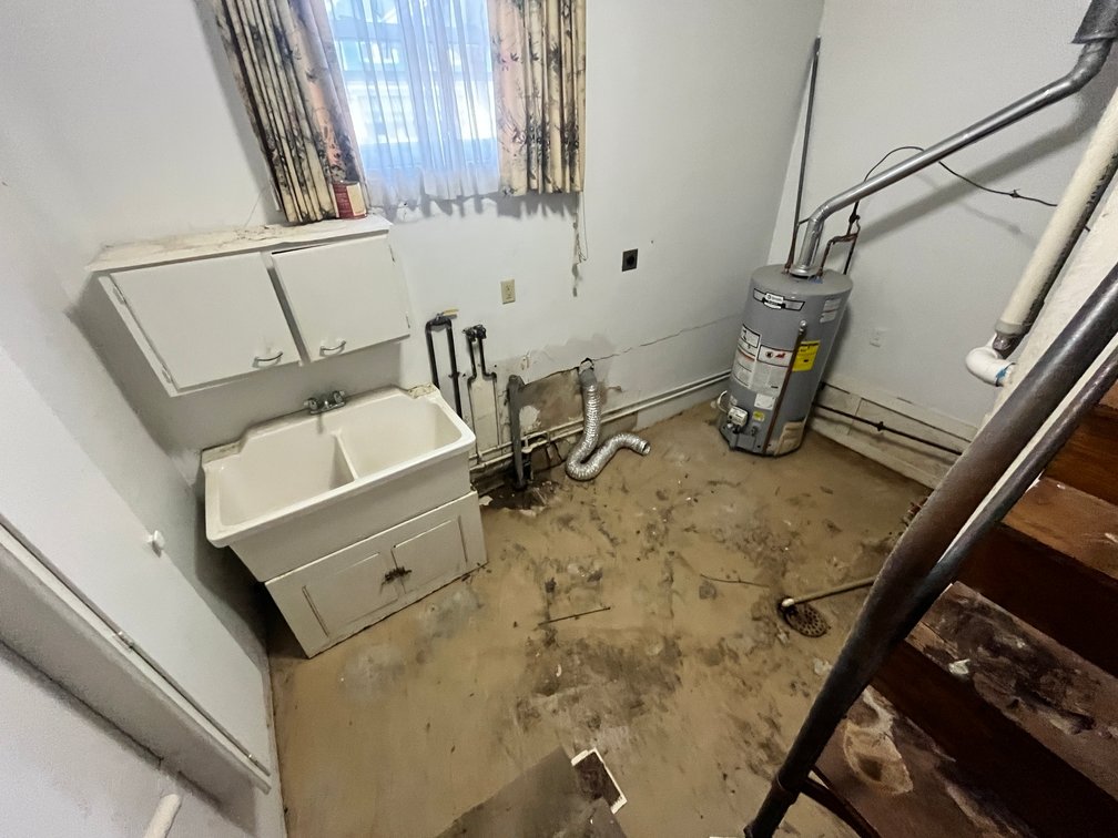 Image for SOLD $129,800 - Brick 3 Bedroom with 2 Garages in Huntington