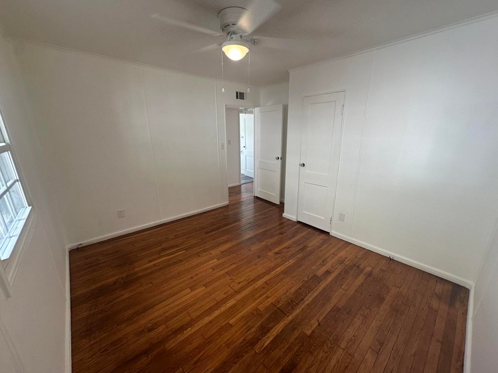 Image for SOLD $93,500 - Stunning Newly Remodeled 3 Bedroom in the Heart of Charleston