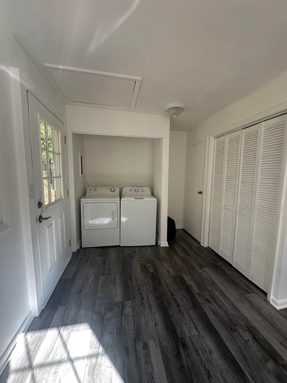 Image for SOLD $93,500 - Stunning Newly Remodeled 3 Bedroom in the Heart of Charleston