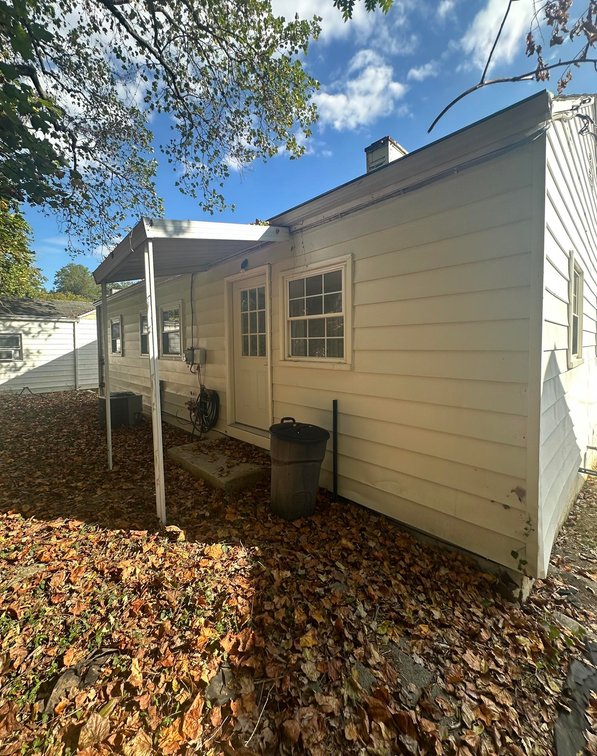Image for SOLD $93,500 - Stunning Newly Remodeled 3 Bedroom in the Heart of Charleston