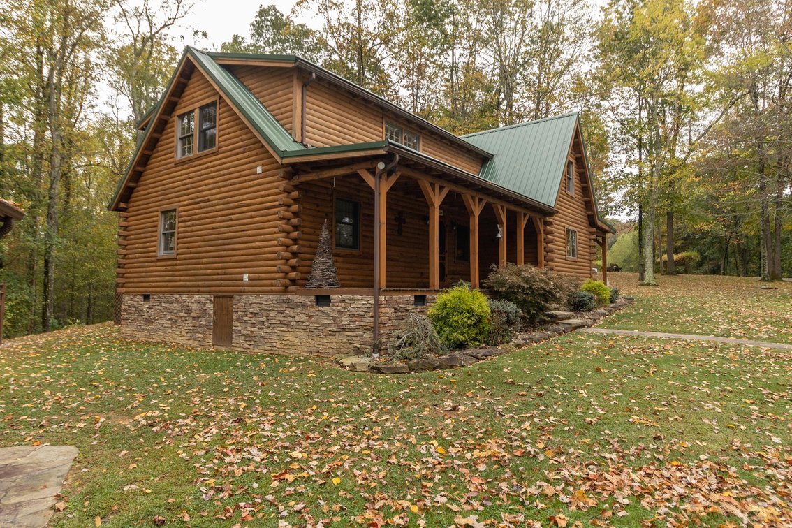 Image for SOLD $341,000 - Beautiful Log Home on Over 6 Private Acres in Buckhannon