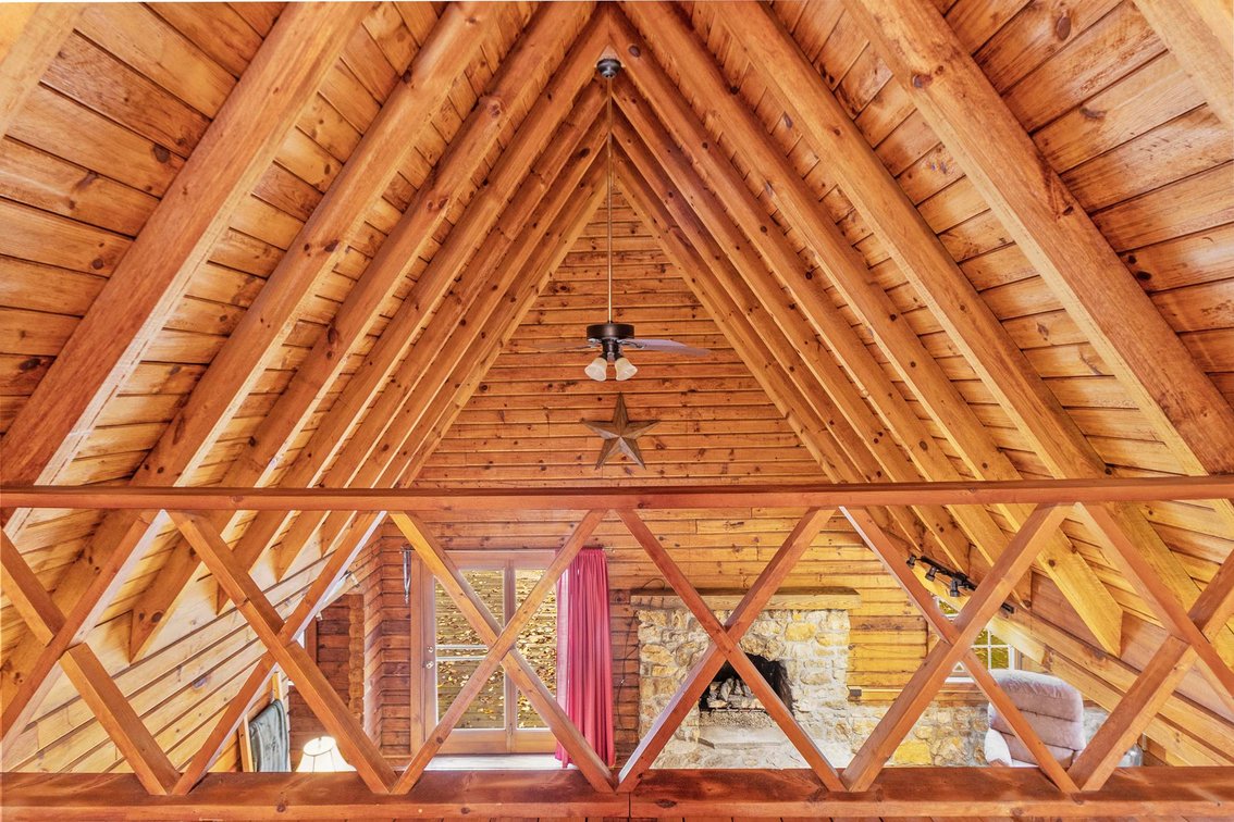 Image for SOLD $341,000 - Beautiful Log Home on Over 6 Private Acres in Buckhannon