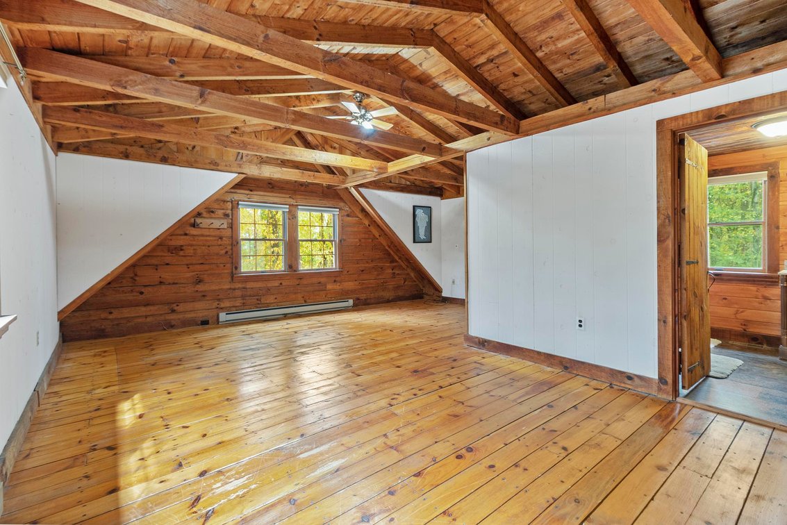 Image for SOLD $341,000 - Beautiful Log Home on Over 6 Private Acres in Buckhannon