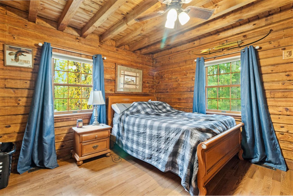 Image for SOLD $341,000 - Beautiful Log Home on Over 6 Private Acres in Buckhannon