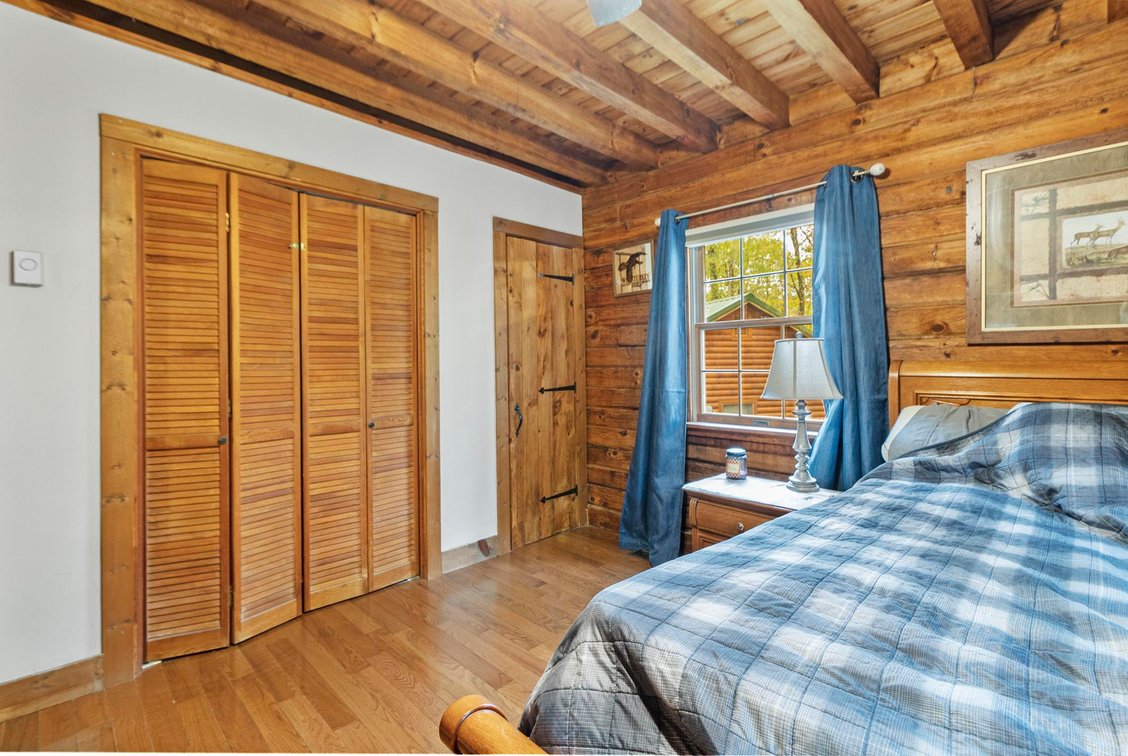 Image for SOLD $341,000 - Beautiful Log Home on Over 6 Private Acres in Buckhannon