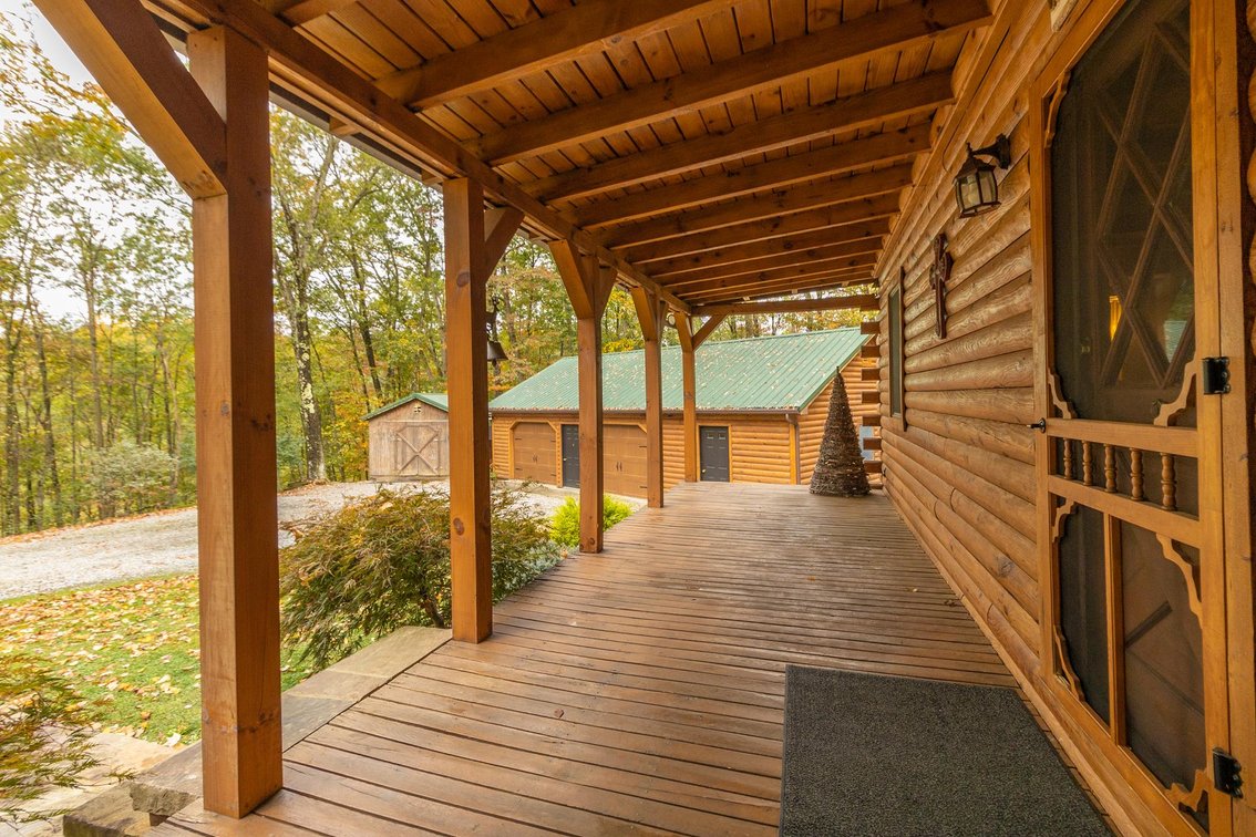 Image for SOLD $341,000 - Beautiful Log Home on Over 6 Private Acres in Buckhannon