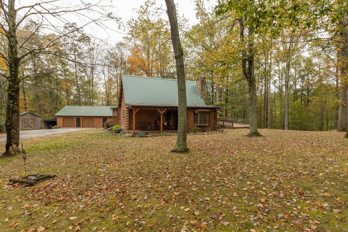 Image for SOLD $341,000 - Beautiful Log Home on Over 6 Private Acres in Buckhannon