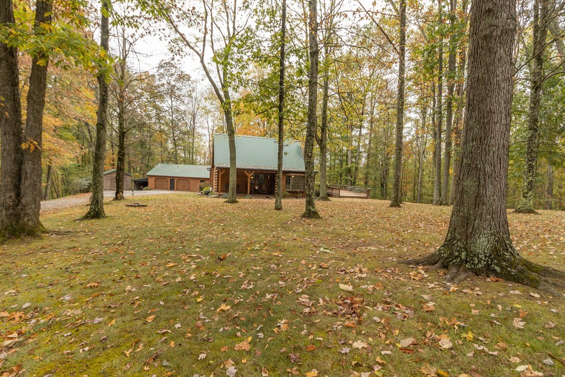 Image for SOLD $341,000 - Beautiful Log Home on Over 6 Private Acres in Buckhannon