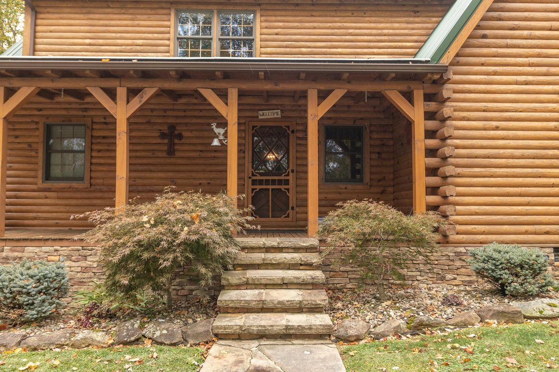 Image for SOLD $341,000 - Beautiful Log Home on Over 6 Private Acres in Buckhannon