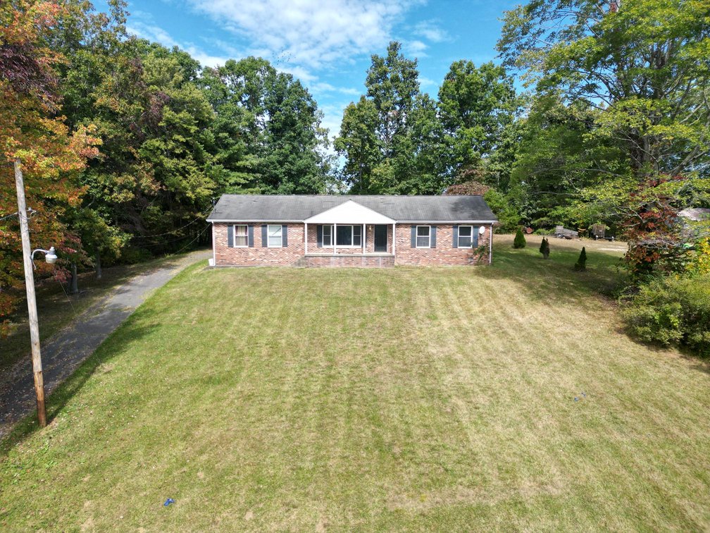 Image for SOLD $151,250 - Charming 3 Bedroom Home in Fayetteville