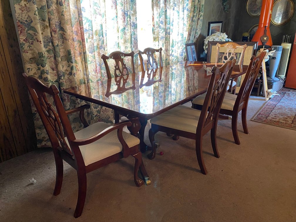 Dining Room Table and Six Chairs