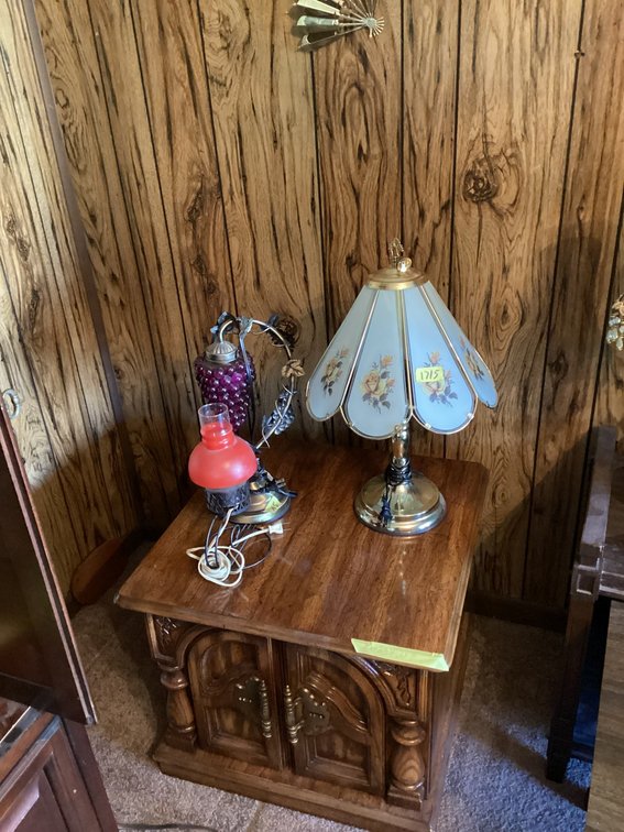 End Table and Decorator Lamps