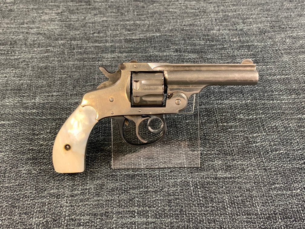 [55]  H&R Break Top Nickel .22 | SN: NVN