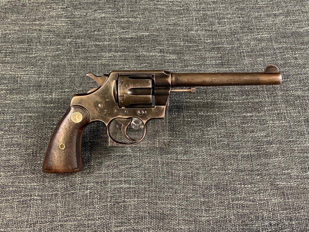 [20]  Colt Army Special 38 .38  | SN: 519389E
