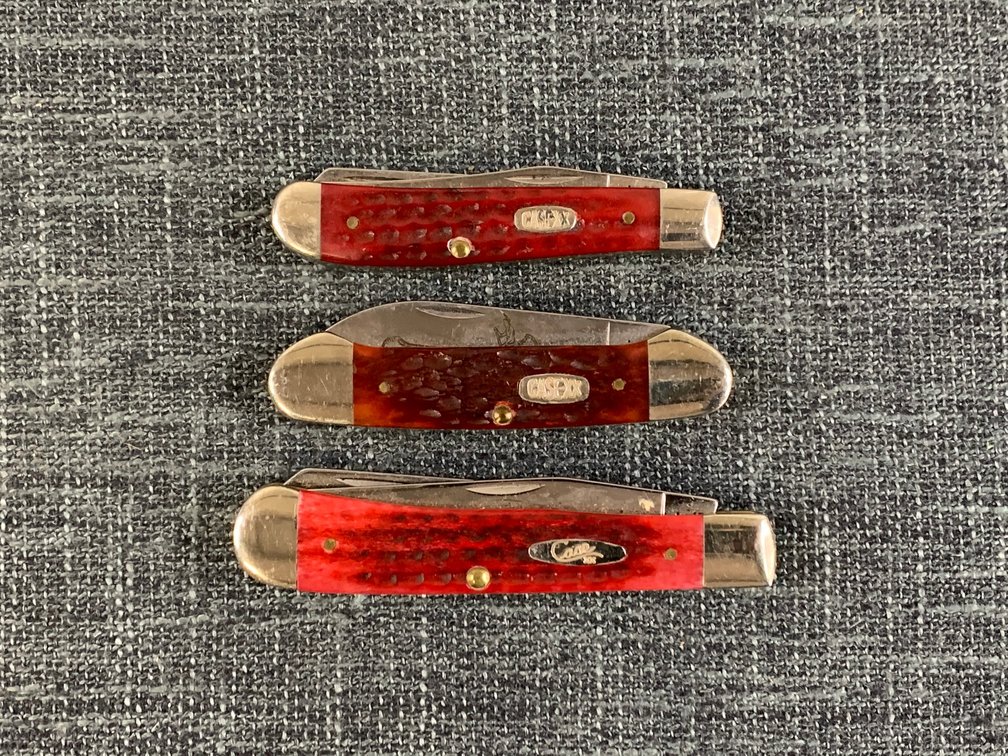 [98] Three Case Knives
