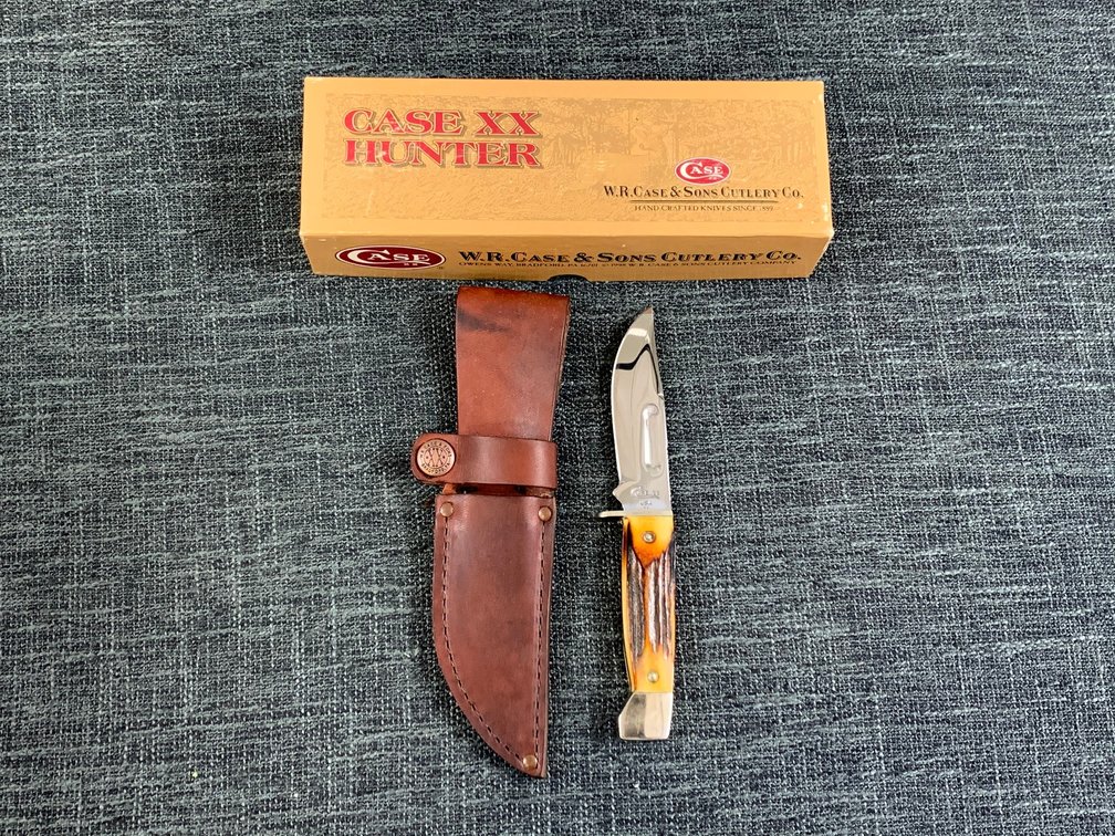 [39] Case Stag Handle Slab Side Hunter with Box and Sheath