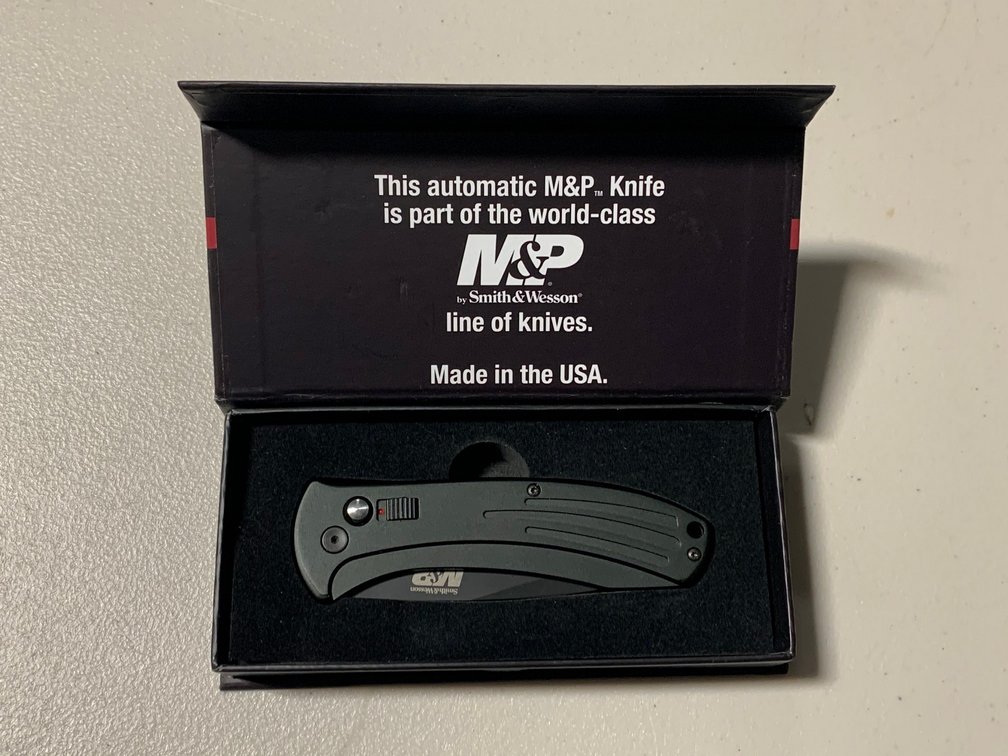 [82] S&W M&P Automatic Knife
