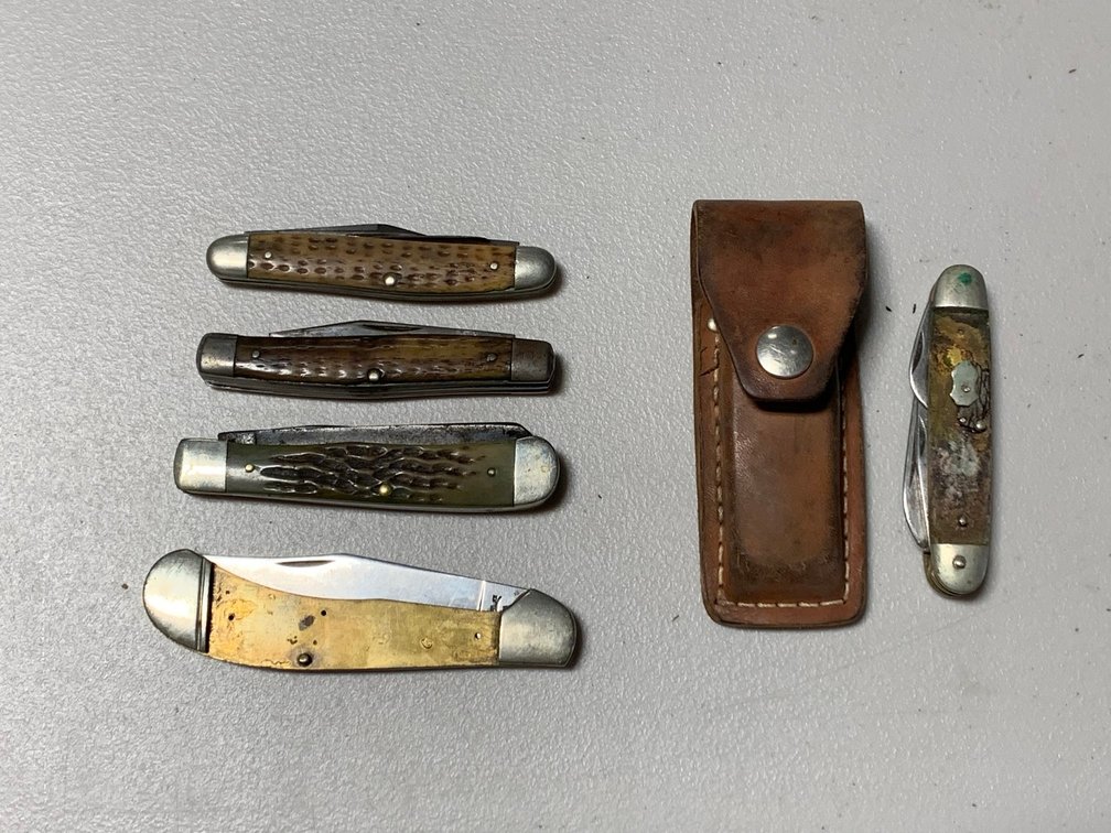 [51] Five Vintage Case Knives
