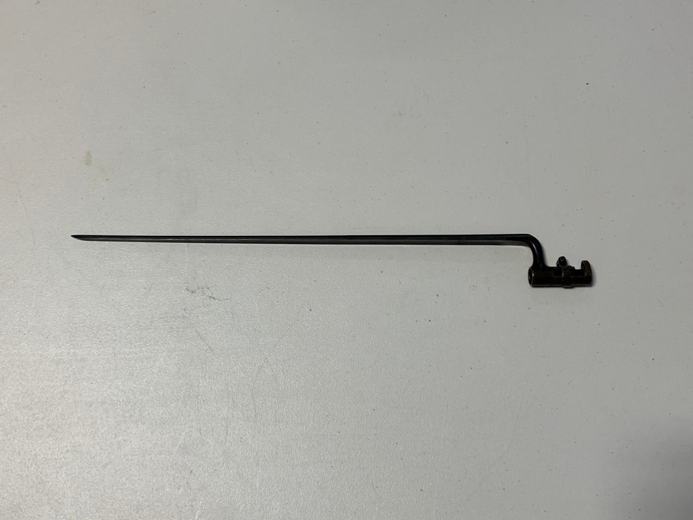 [91] Socket Type Trifoil Bayonet