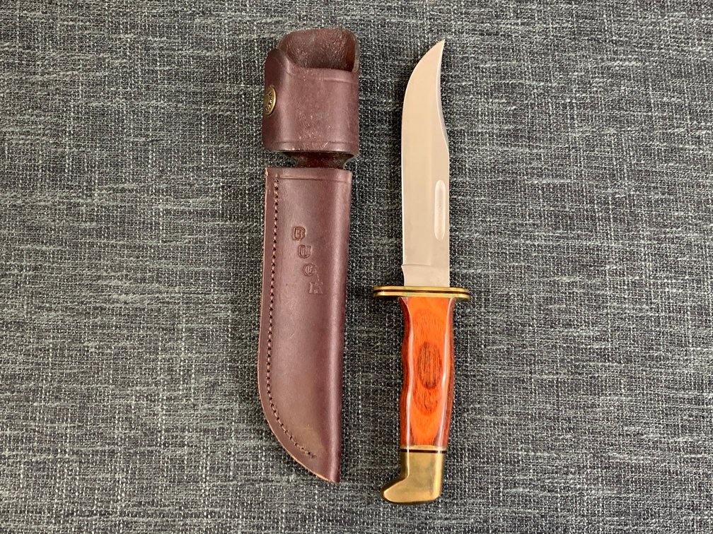 [12] Buck Model 119 Hunter with Sheath