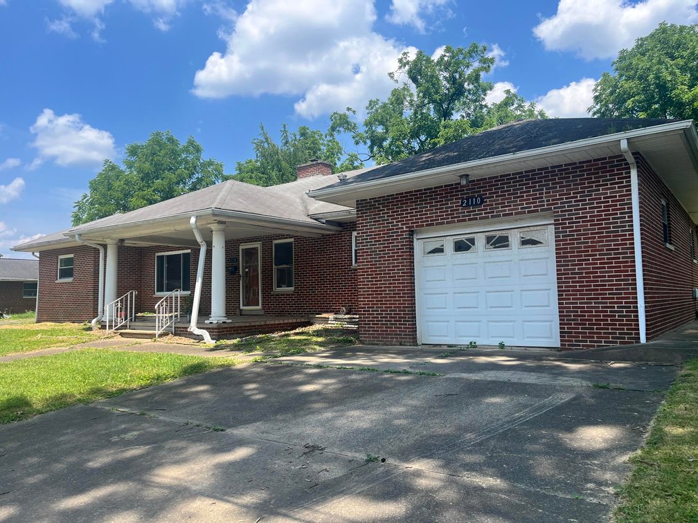 Image for SOLD $129,800 - Brick 3 Bedroom with 2 Garages in Huntington