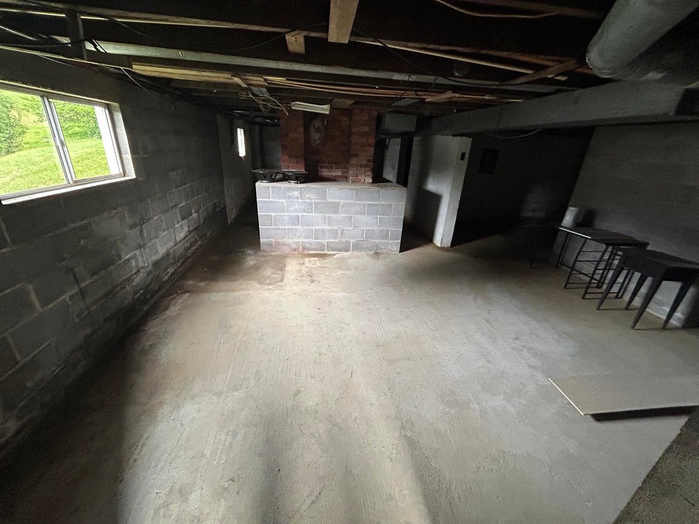Image for SOLD - 3 Bedroom in Worthington Selling to the Highest Bidder
