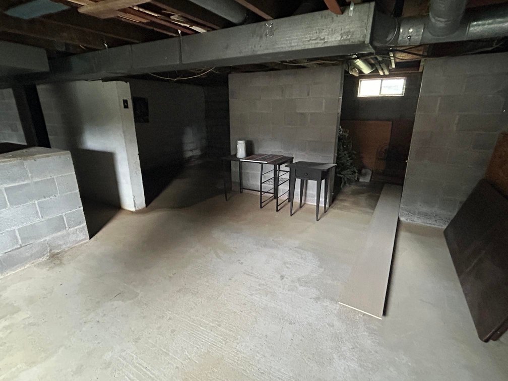 Image for SOLD - 3 Bedroom in Worthington Selling to the Highest Bidder