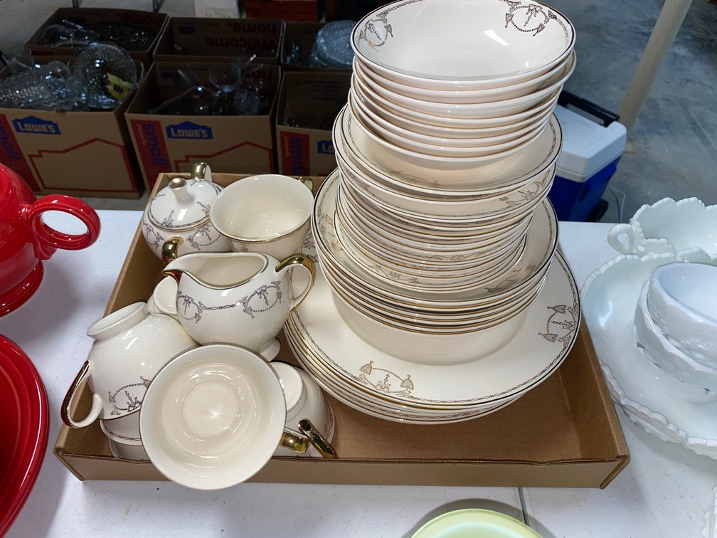 Set of China-no name