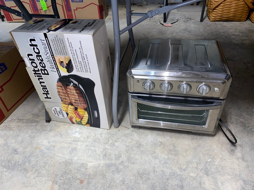 Hamilton Beach grill and a Cuisinart oven