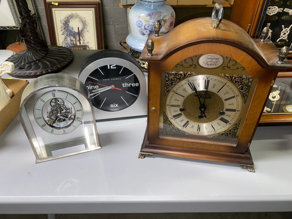 3 Mantle clocks