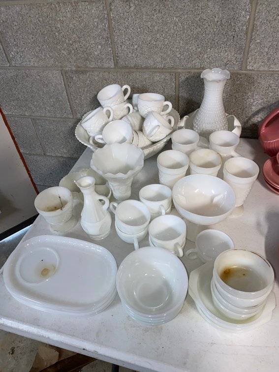 Collection of Anchor Hocking ovenware and other milk glass-some Fire King in color