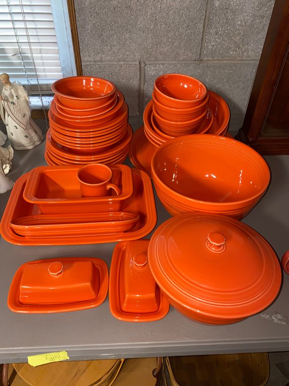 Fiestaware-Poppy in color