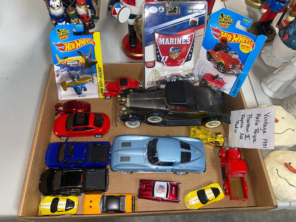 Hot wheels and other collectible cars