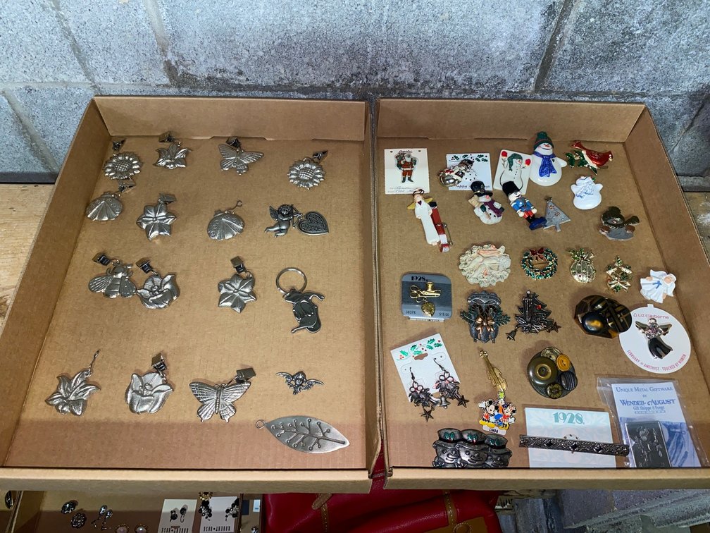 Broaches
