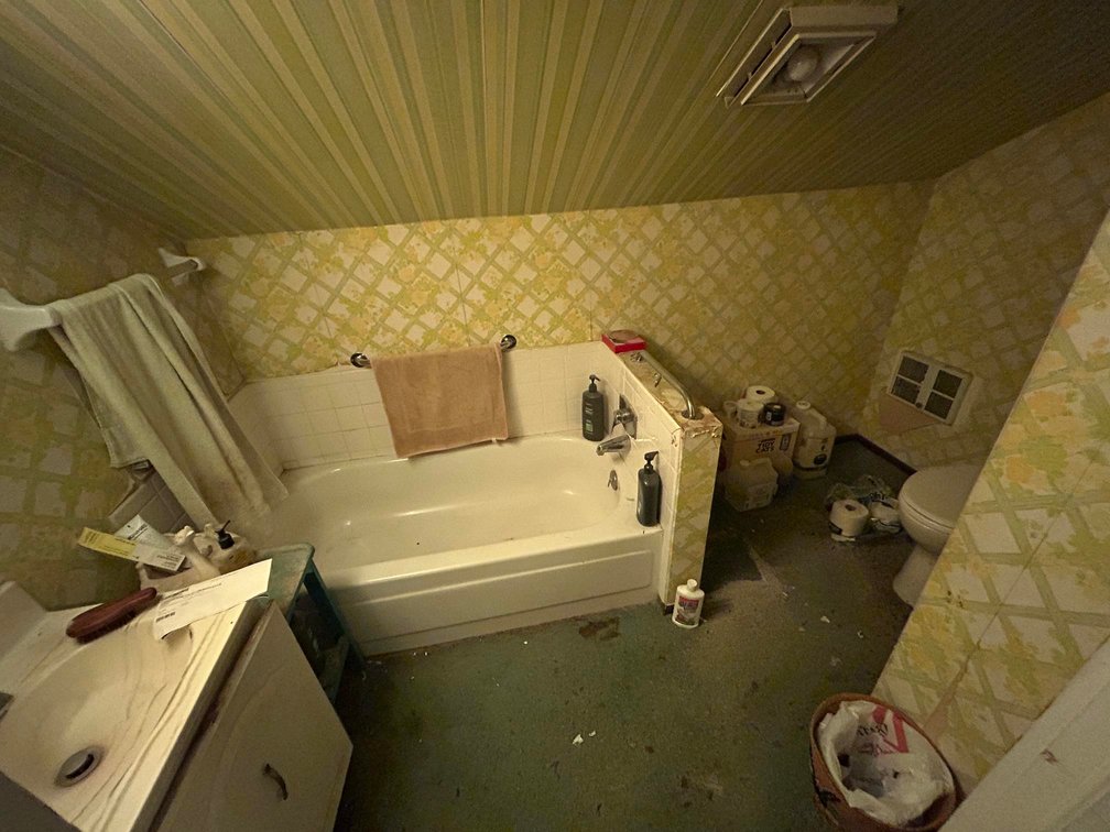 Image for SOLD $88,000 - 3 Bedroom in Claysville Ready for a Remodel