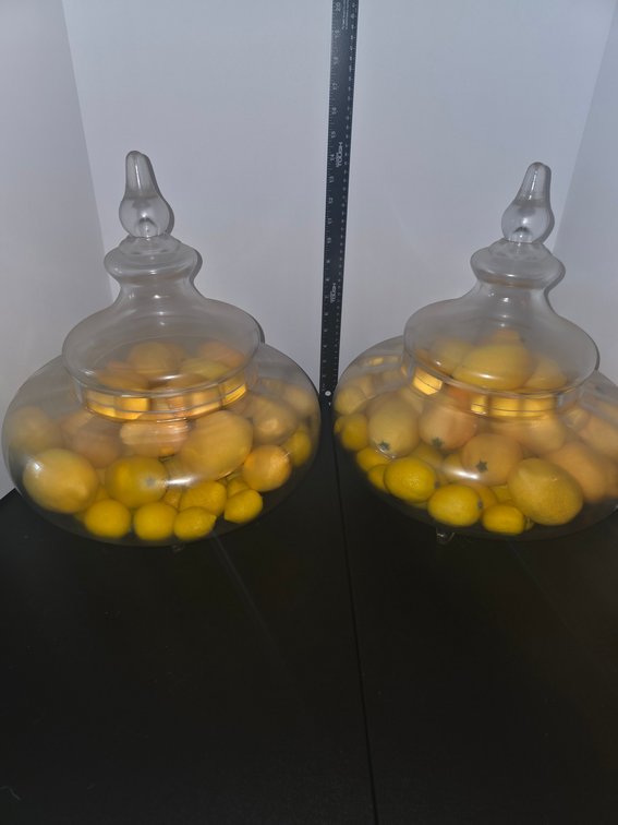 Glass Bowls with Lemons