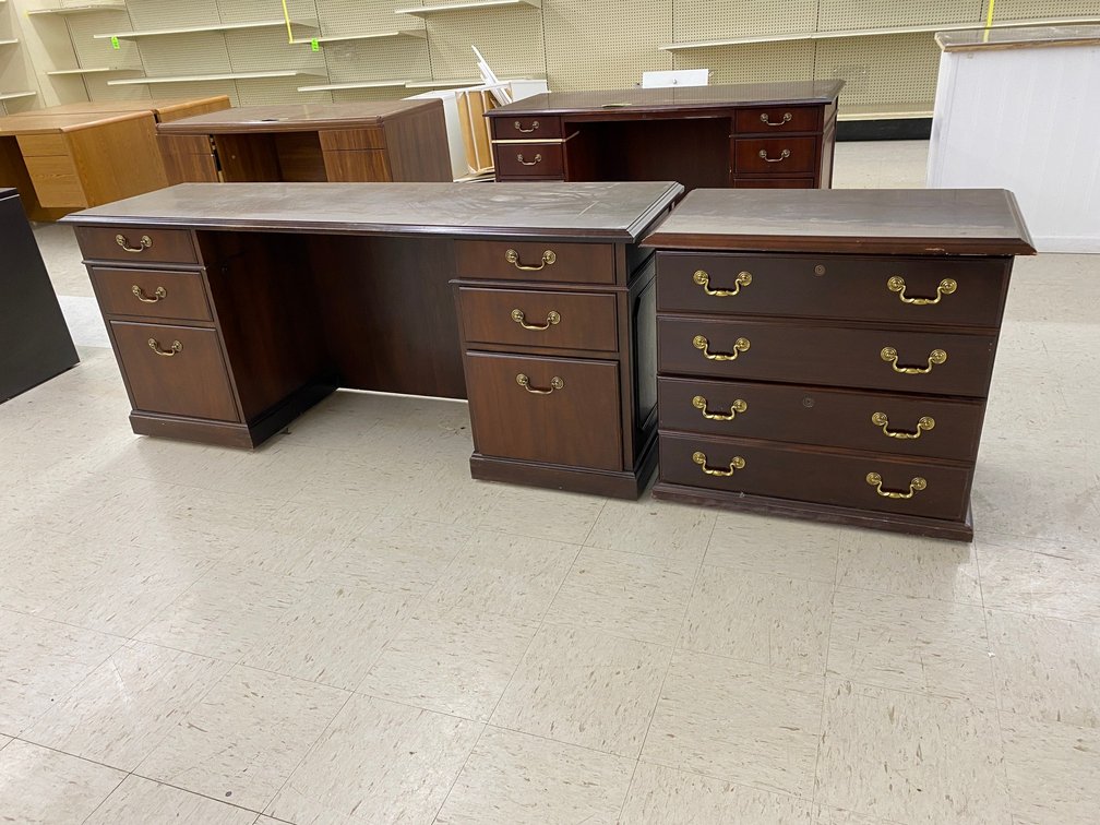 Wooden desk, cabinet with drawers
