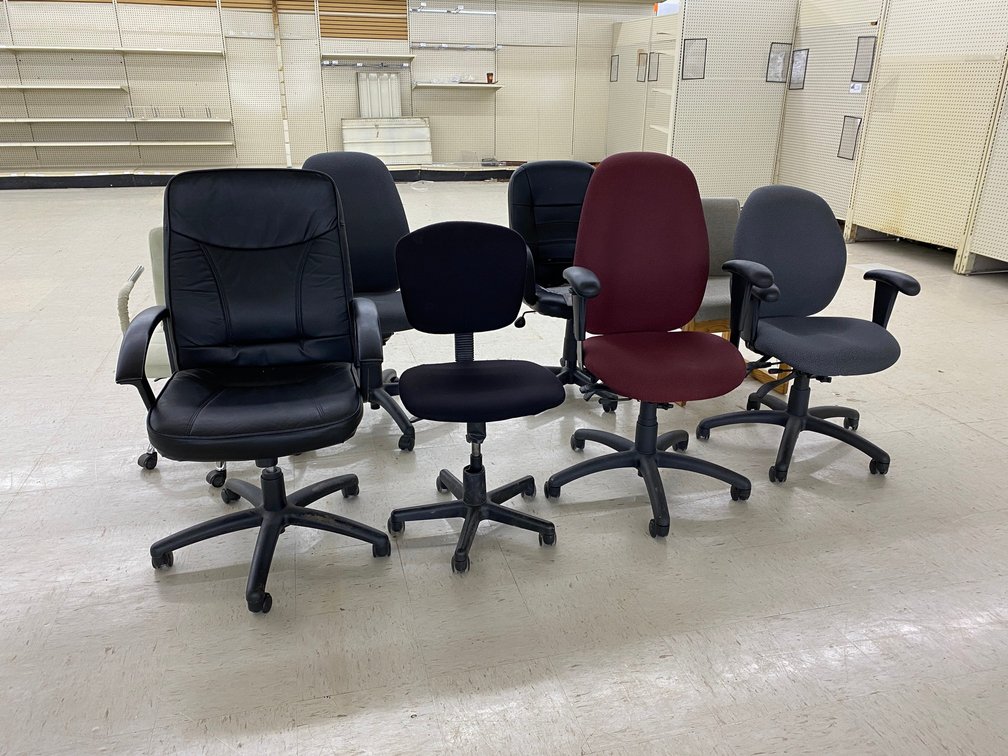 Assortment of Office Chairs