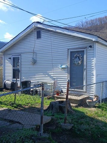 Image for SOLD $25,025 - Income Generating Rental in Kanawha County