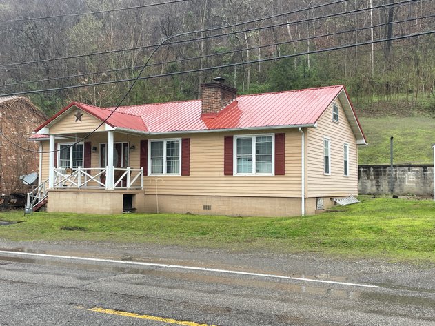 Image for SOLD $46,200 - 2 Bedroom on Nearly an Acre with River Views Along US-60 in Fayette County