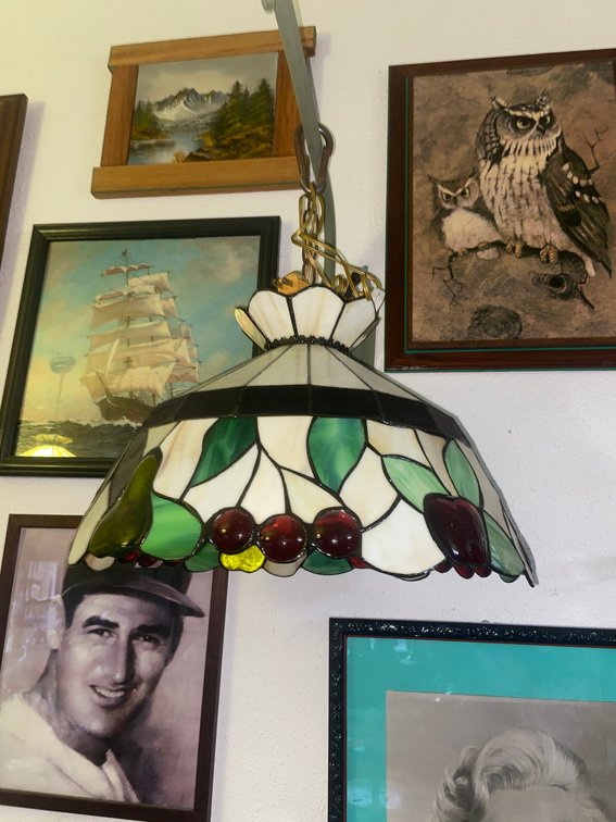 Tiffany style stained glass lamp