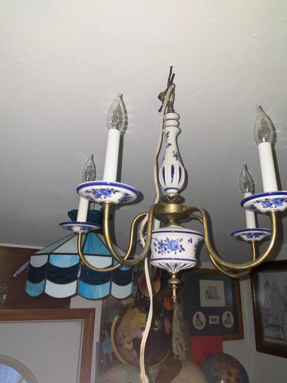 Lighting Fixtures - Delft & Tiffany Style