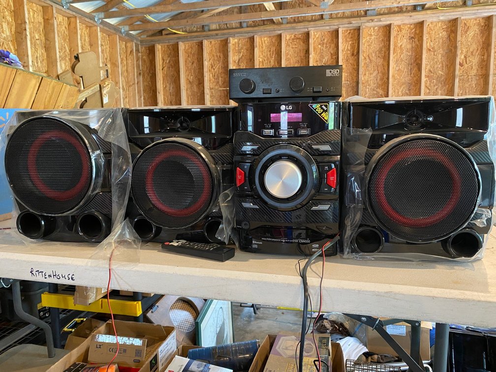 LG High performance mini Hi Fi stereo system