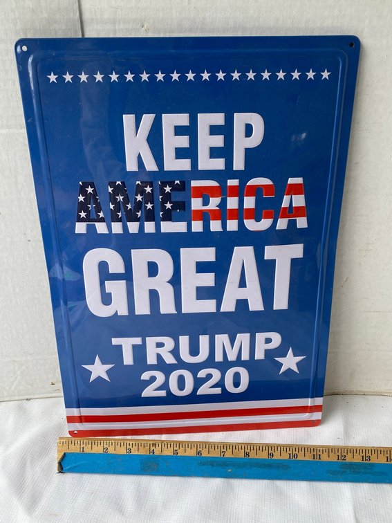 Tin Keep America Great Trump 2020 sign