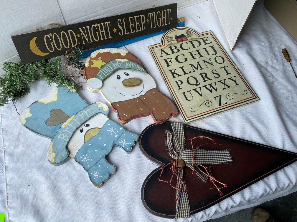 Decorator wood type signs, snowmen, alphabet, Good Night Sleep Tight