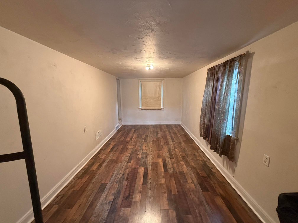 Image for SOLD $55,000 - Inviting Home in Charleston Near the Edgewood Country Club